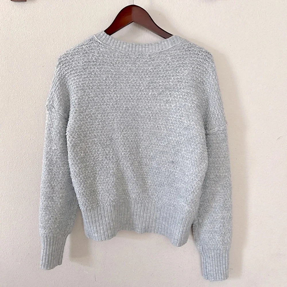 SO Chunky Knit Gray Sweater Women's Long-Sleeve Size Small Winter Casual Wool - Picture 2 of 10